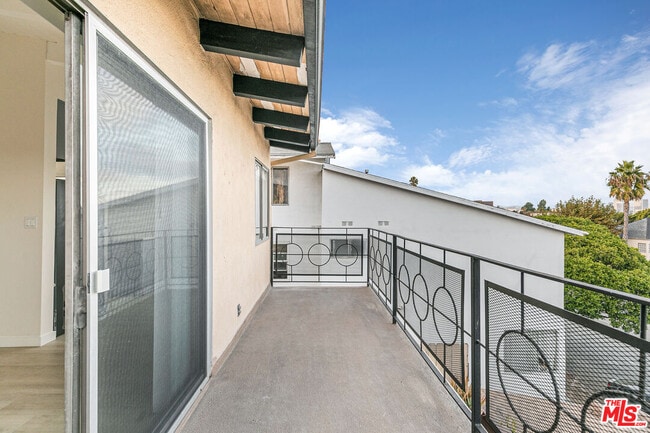 Building Photo - 2637 S Centinela Ave Unit 18