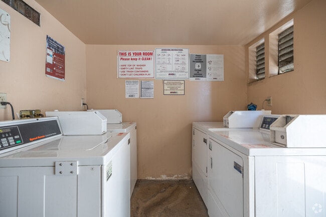 Laundry Facility - 15004 Nordhoff St