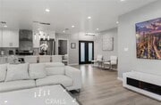 Photo - 13047 Lorne St