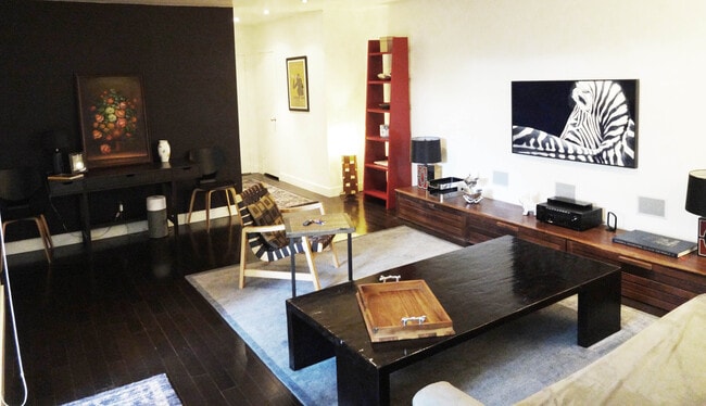 Living room - 1010 Palm Ave Condo Unit #109