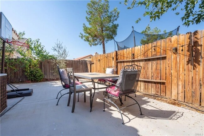 Photo - 43921 30th St E