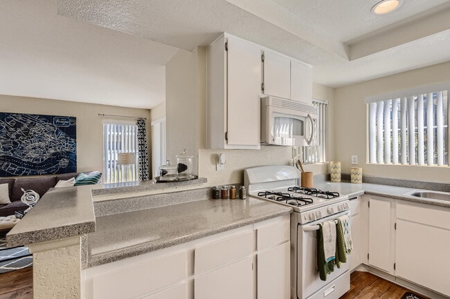 Photo - Villagio Apartments