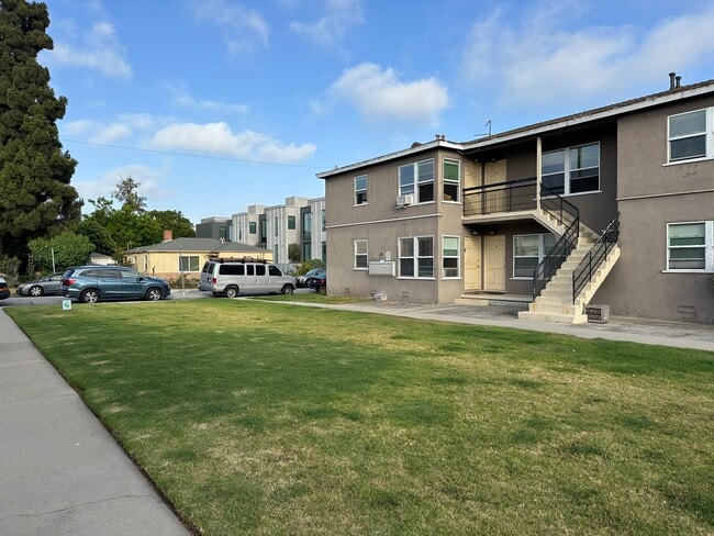 Building Photo - 4107 Wade St Rental