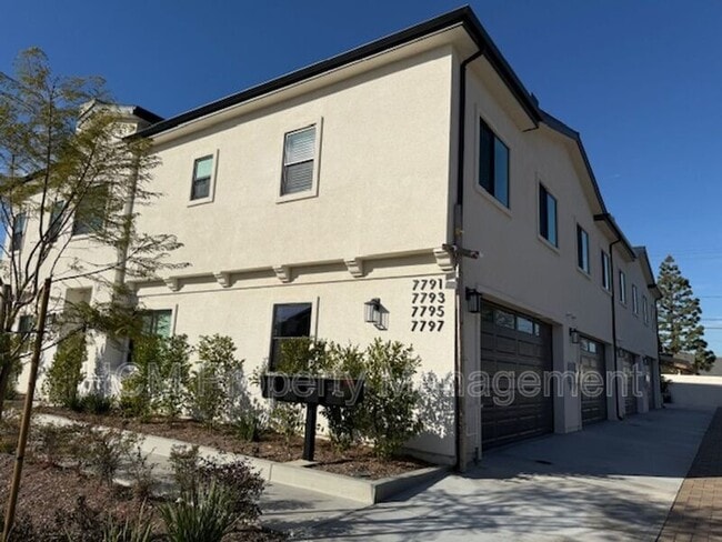 Photo - 7793 15th St