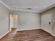 Photo - 6556 Beeman Ave