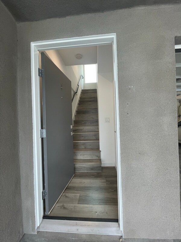 Photo - 14211 Gilmore St