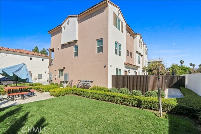 Building Photo - 13266 Ramona Blvd