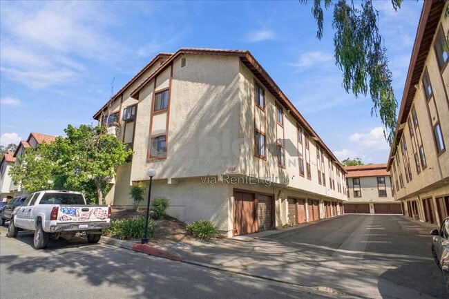 Photo - 18187 W Sundowner Way Unit 830