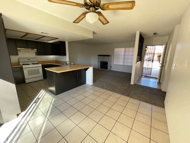 Photo - 20292 Thunderbird Rd Unit #3