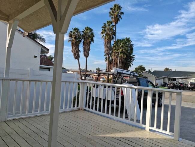 Photo - 11762 Brookshire Ave