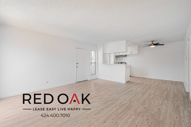 Photo - 700 Glenway Dr Unit 7
