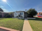 Photo - Spacious 2 Bedroom Home with 2 Bonus Rooms