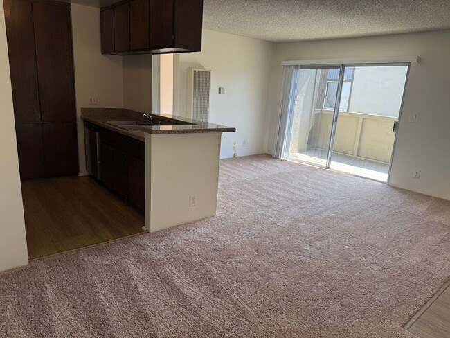 Photo - Condo in Mariner's Park - Torrance Unit 820 Coriander Dr K