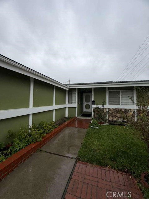 Photo - 8000 Ben Ave