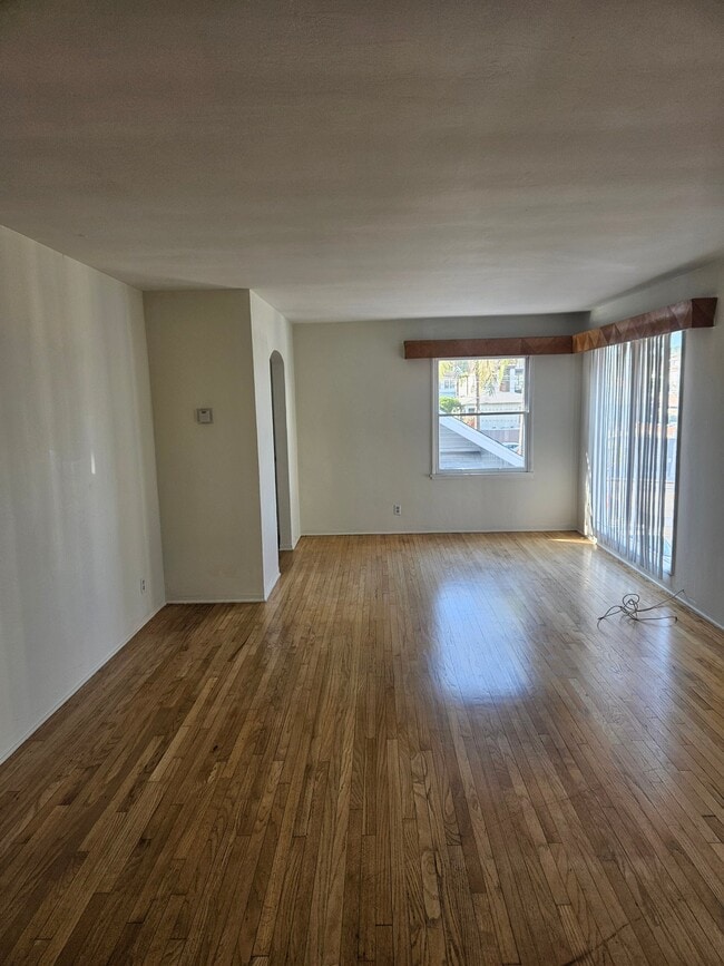 Photo - 1204 Bonnie Brae St Unit 1204
