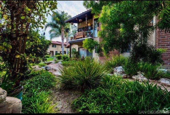 Building Photo - 1917 Alga Rd Unit B Rental