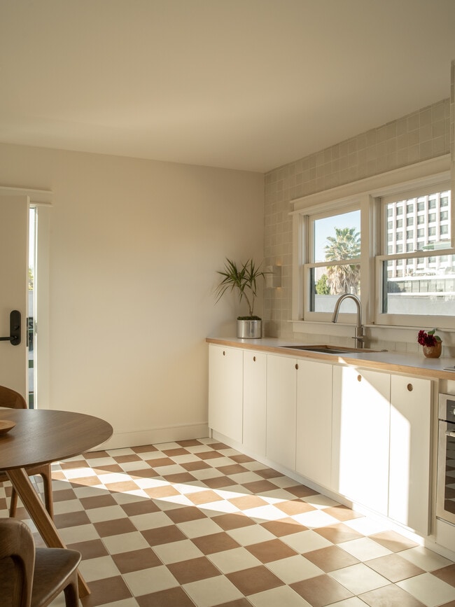 Photo - 4603 La Mirada Ave