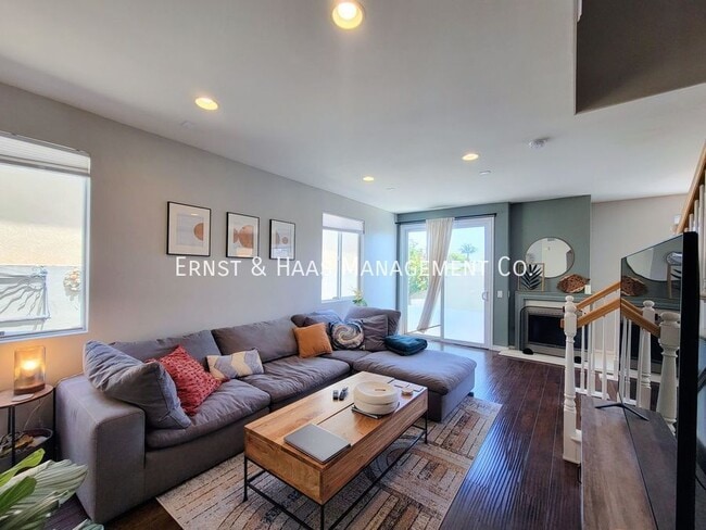 Photo - 15616 Firmona Ave