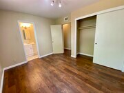 Photo - 1741 Lahoud Dr House