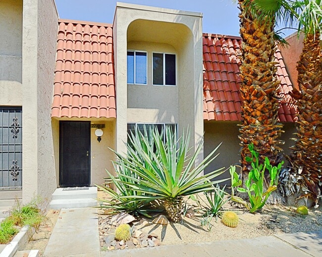 Photo - 2230 N Indian Canyon Dr Townhome