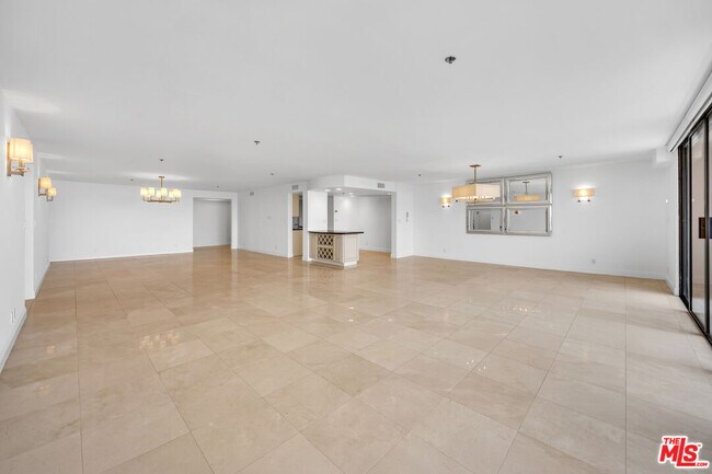 Photo - 10660 Wilshire Blvd Unit 701