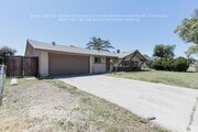 Photo - 2619 W Maple St