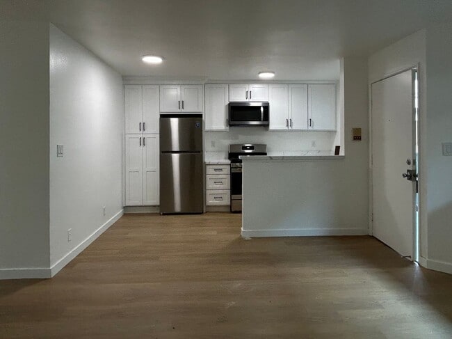 Photo - 11014-11014 Otsego St Unit 108