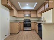 Photo - 2624 W Porter Ave Unit 204