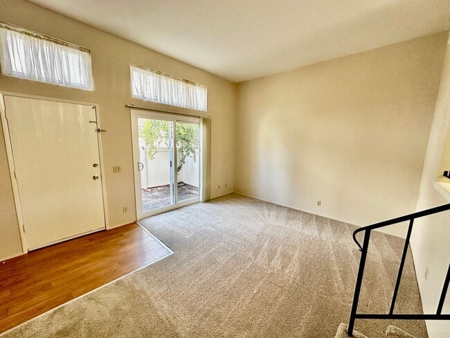 Photo - Spacious La Jolla 2BR/1.5BA Townhouse with...