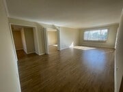 Photo - 360 Hollywood Way Apartments