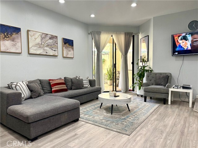 Photo - 19009 Sherman Way Unit 16