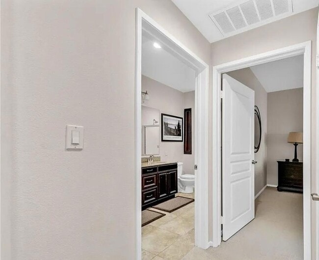 Photo - MOVE-IN-SPECIA-VERY-QUIET-AREA-SPACIOUS-UNIT-WITH-WASHER/DRYER