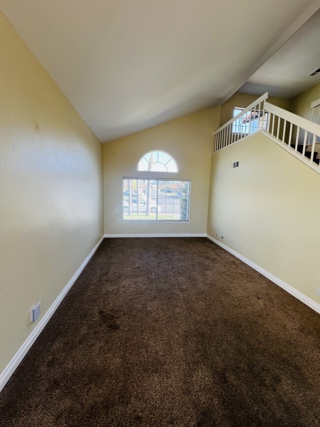 Photo - 25183 Parkcrest Dr