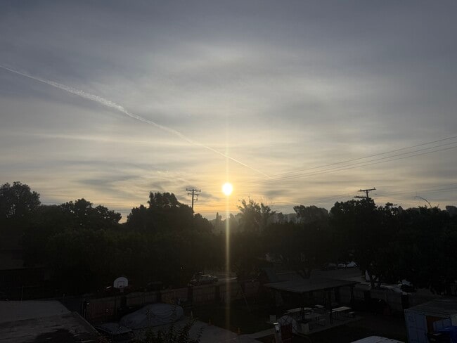 Photo - 4070 Newton Ave Unit 4070