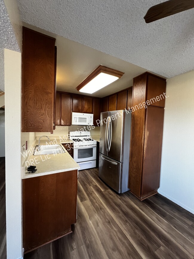 Photo - 1161 Sumner Pl