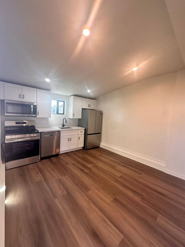 Photo - 352 Bonito Ave Unit #3