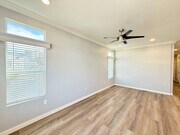 Photo - 80 Huntington St