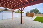 Photo - 5 bedroom Home with Large Private Yard