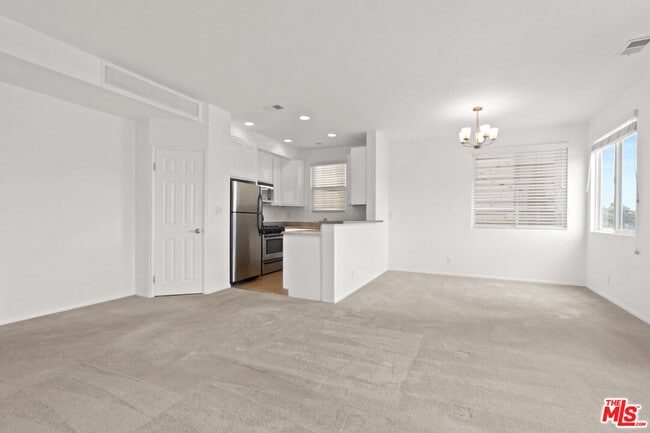 Photo - 5430 Bellingham Ave Unit 306