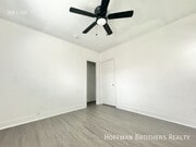 Photo - 3960 Redwood Ave Unit 3960 1/2
