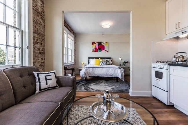 Glendale's Hidden Little Gem! - Glendale's Hidden Little Gem! Apartments