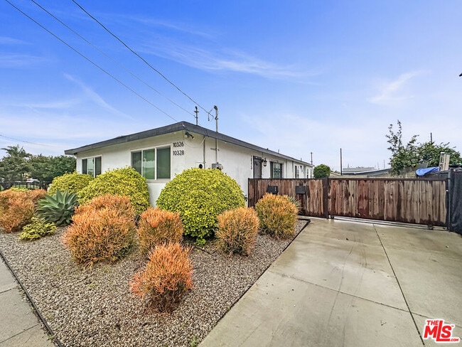 Photo - 10328 Firmona Ave