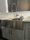Farmhouse sink - 3355 Myrtle Ave