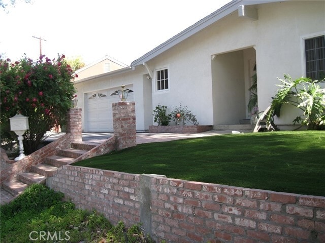 Photo - 22028 Independencia St House