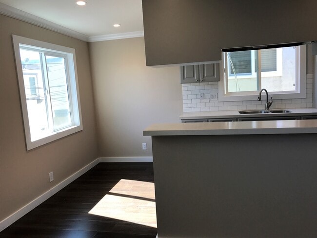 Photo - 749 Center Pl Unit A