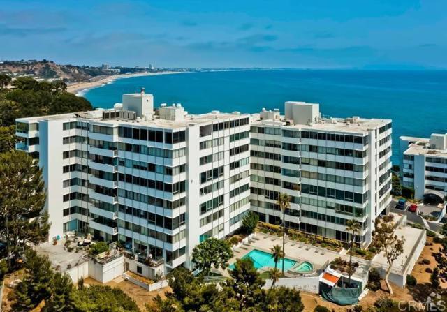 Building Photo - 17352 W Sunset Blvd Unit D204 Rental