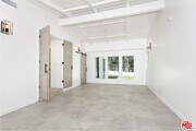 Photo - 16733 Oak View Dr House