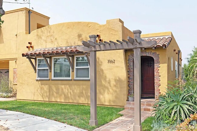Building Photo - 3562 Sydney Pl Rental