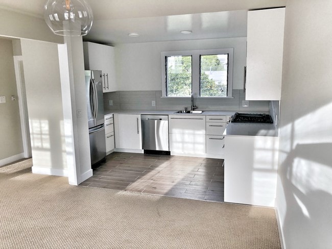 Photo - 942 20th St Unit Upper