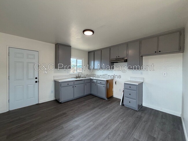 Photo - 21490 Bear Valley Rd